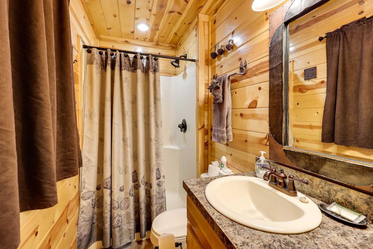 Broken Bow Rental Cabin With Hot Tub And Bar מראה חיצוני תמונה