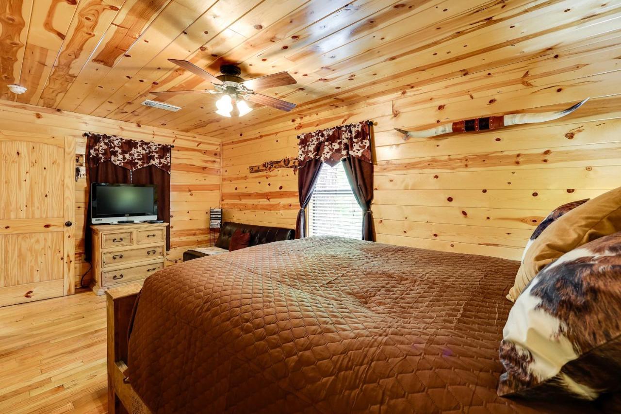Broken Bow Rental Cabin With Hot Tub And Bar מראה חיצוני תמונה