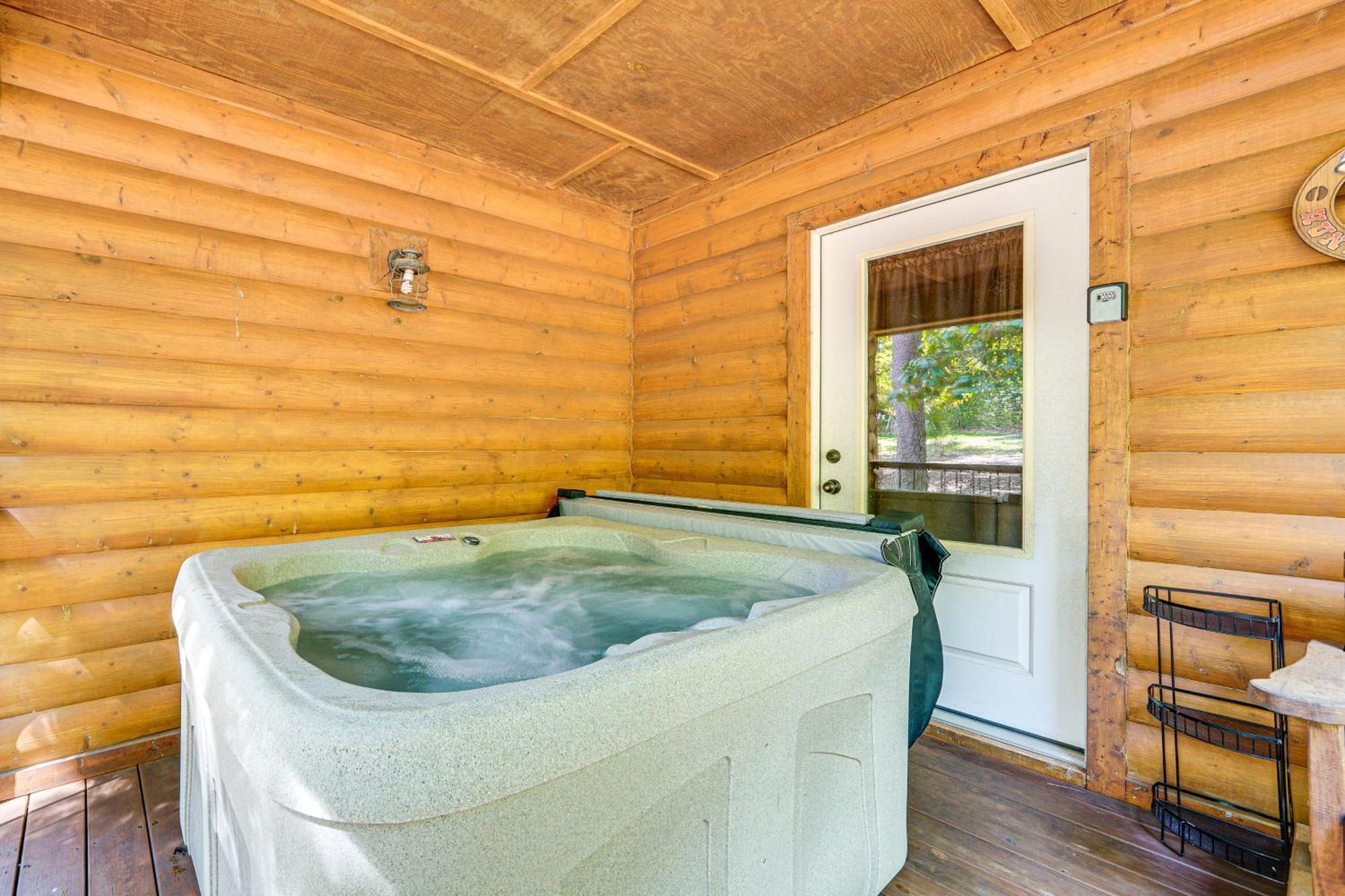 Broken Bow Rental Cabin With Hot Tub And Bar מראה חיצוני תמונה